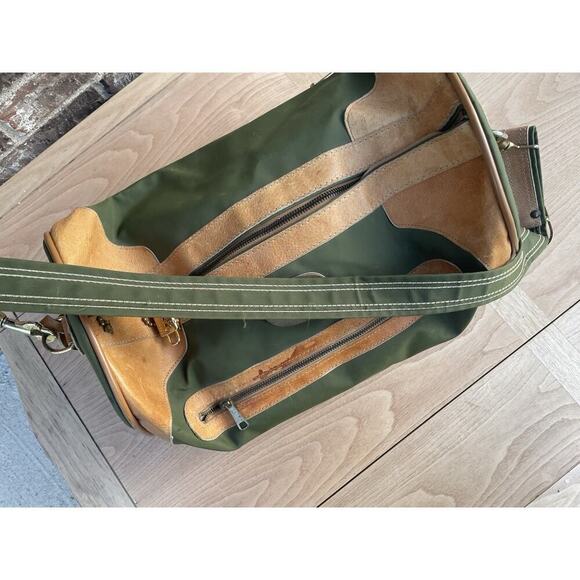 Vintage Leather Duffle Bag Weekender Carry On Bag Invicta EUC 1980s - Picture 11 of 15